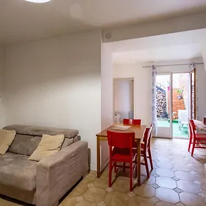 https://les-platanes.midi-pyreneeshotels.com